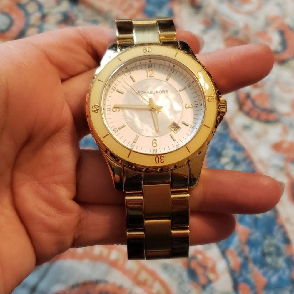 Michael kors watch used - Picture 2 of 7